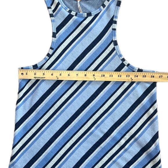 Free People Striped Sweater Tank. Size Large. Great Condition! - Picture 12 of 12